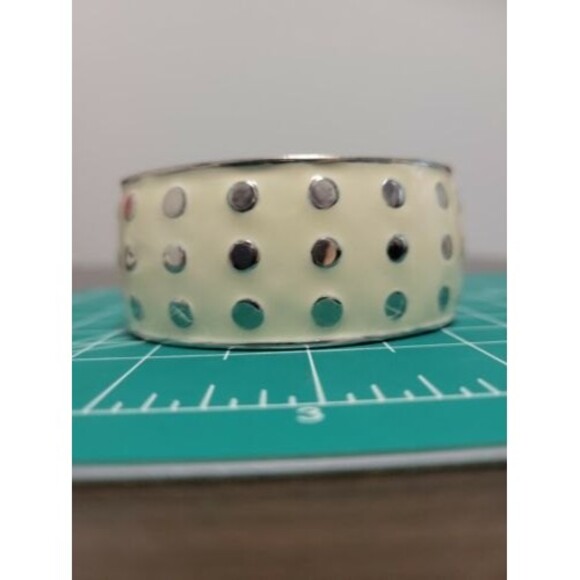 Vintage Ivory Enamel SilverTone Polka Dot Patterned Clamper Bangle Bracelet - Picture 8 of 8